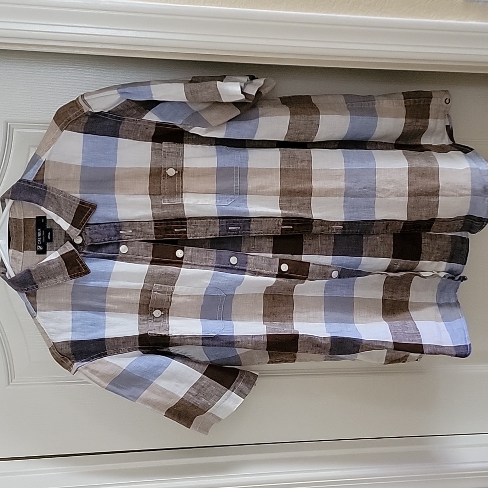 Cremieux Collection linen buttonup shirt. Size L